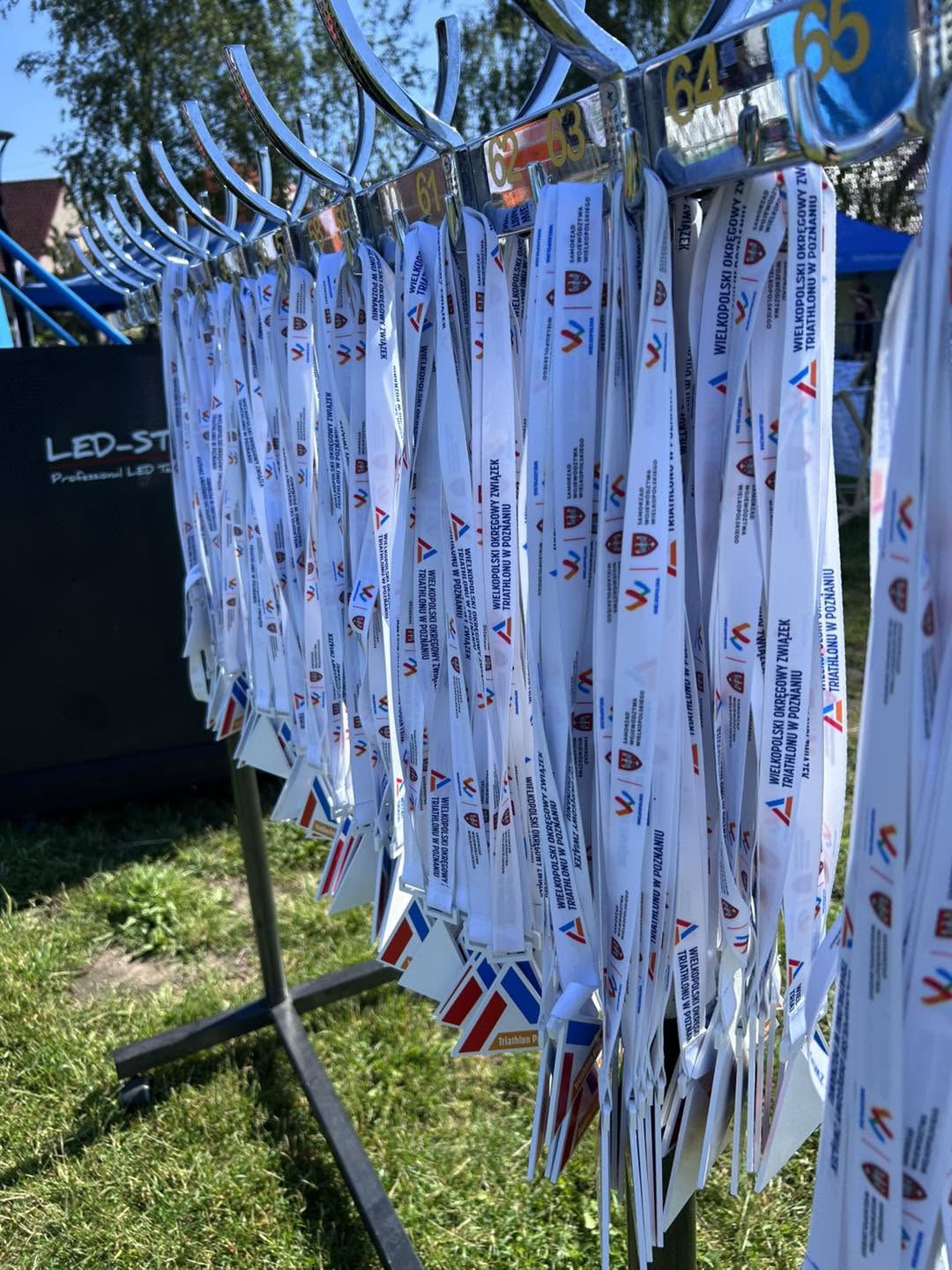 Puchar Polski Pniewy 2026 start zawodników nad jeziorem